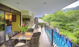 Pumilio Mountain & Ocean Hotel