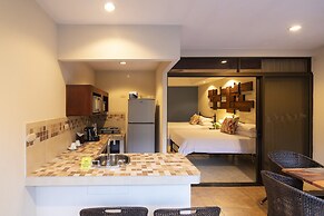 Pumilio Mountain & Ocean Hotel