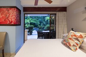Pumilio Mountain & Ocean Hotel