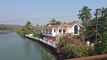 Hotel Riverside