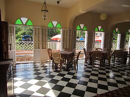 Hotel Riverside