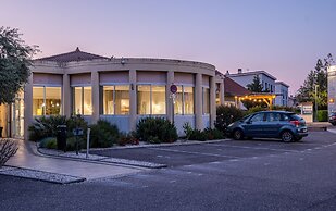 Hotel Kyriad Lyon Est - Bron Eurexpo Le Cottage