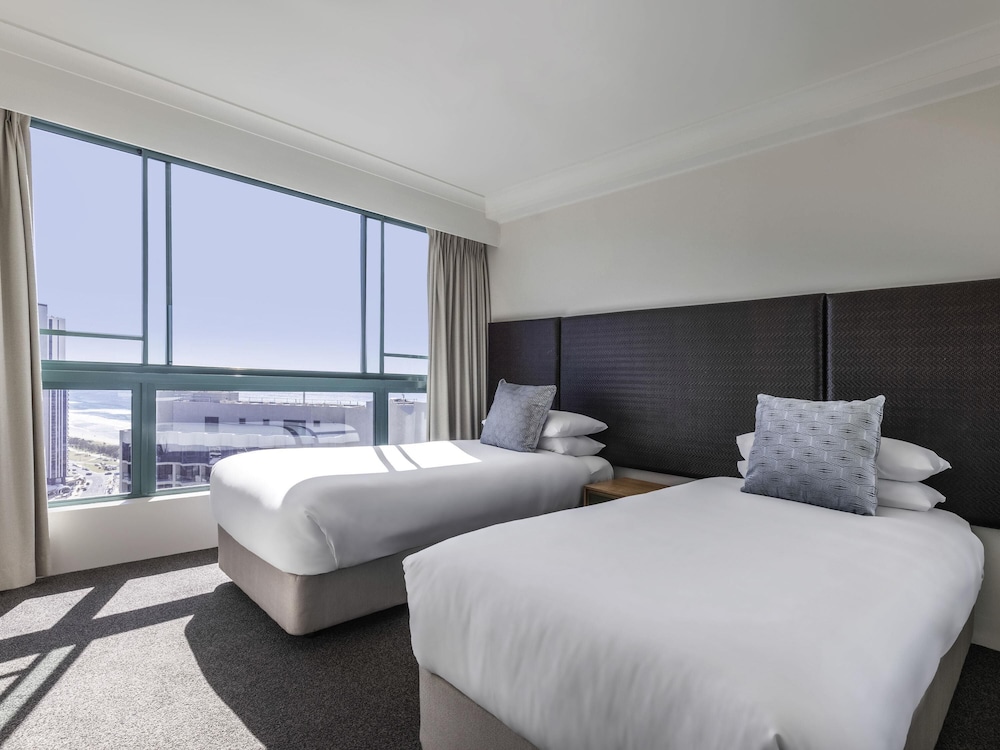 Mantra Crown Towers