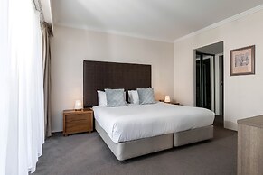 Mantra Crown Towers