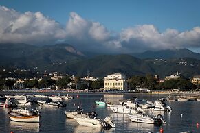 Suite Hotel Nettuno