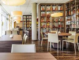 Hotel ibis Friedrichshafen Airport Messe