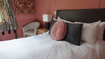 Dunkerleys Hotel