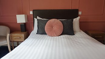 Dunkerleys Hotel