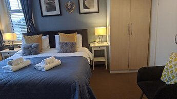 Ebor Lodge