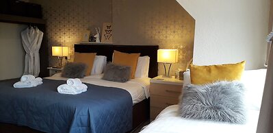 Ebor Lodge