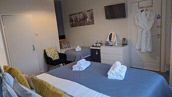 Ebor Lodge