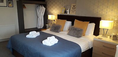 Ebor Lodge