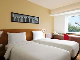 ibis Pune Viman Nagar Hotel