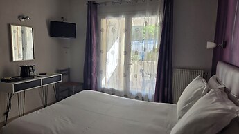 HOTEL RESTAURANT MAS LE CHATELET