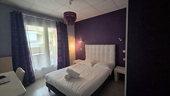 HOTEL RESTAURANT MAS LE CHATELET