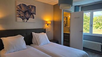 HOTEL RESTAURANT MAS LE CHATELET