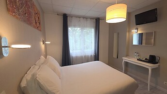 HOTEL RESTAURANT MAS LE CHATELET