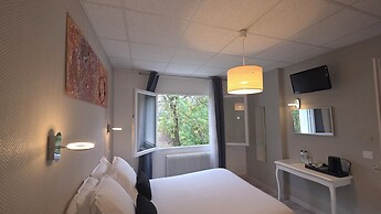 HOTEL RESTAURANT MAS LE CHATELET