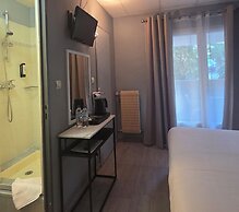 HOTEL RESTAURANT MAS LE CHATELET