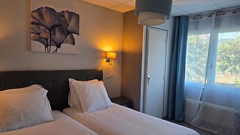 HOTEL RESTAURANT MAS LE CHATELET