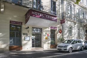 Sarl Hotel Cesar