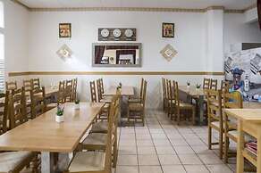 Sarl Hotel Cesar