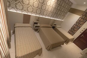 Hostal Atocha Almudena Martin