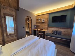 Hotel Azola