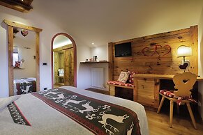 Hotel Azola