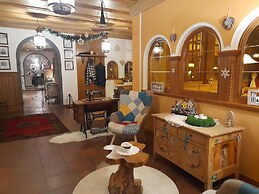 Hotel Azola