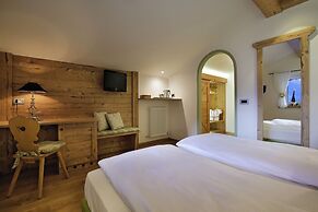 Hotel Azola