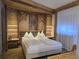 Hotel Azola