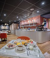 Brit Hotel Les Voyageurs