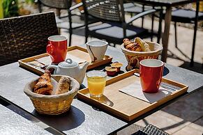 Brit Hotel Le Branhoc