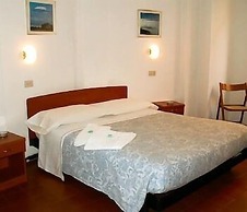 Hotel Mercurio