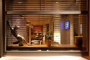 Fred Hotel