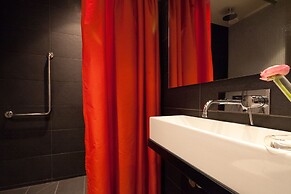 Fred Hotel