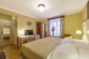 Hotel Černý Slon