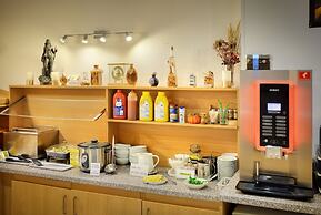 Hotel Golden City Garni