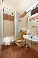 Hotel Golden City Garni