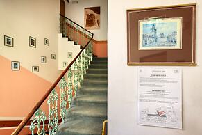 Hotel Golden City Garni
