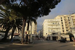 Azurene Royal Hotel