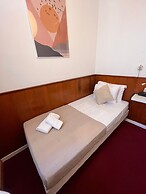 Azurene Royal Hotel
