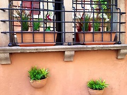 Domus Tiberina