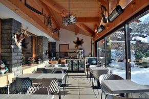 Hôtel Loisirs Les Côtes, Résidence et Chalets