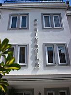 Hotel Peninsula