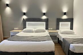 Hotel Peninsula