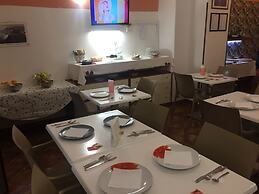 Politi Aparthotel