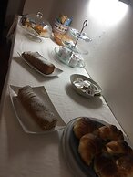 Politi Aparthotel