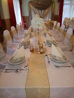 Platan Hotel